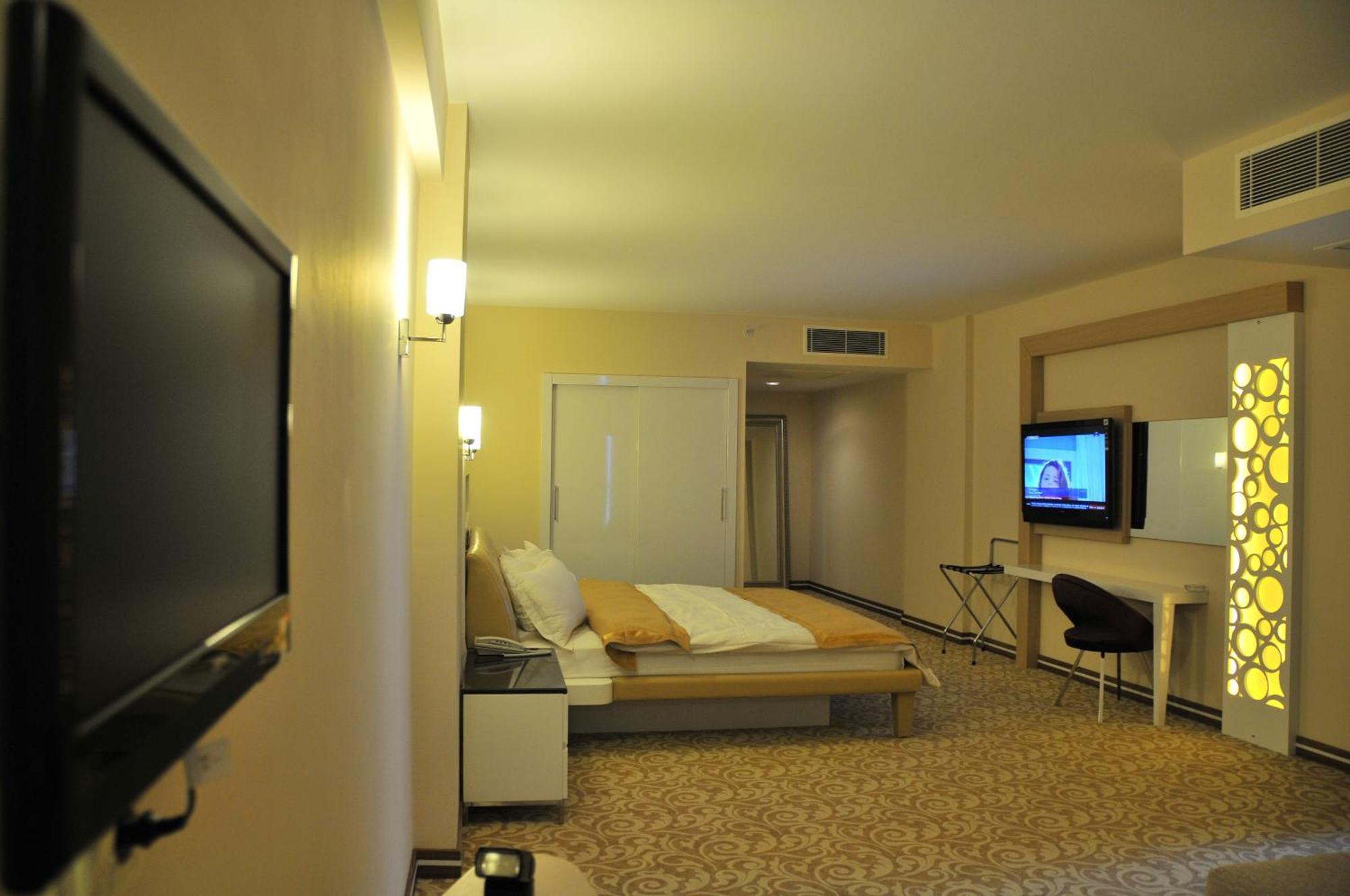 Ozpark Hotel Akşehir Extérieur photo
