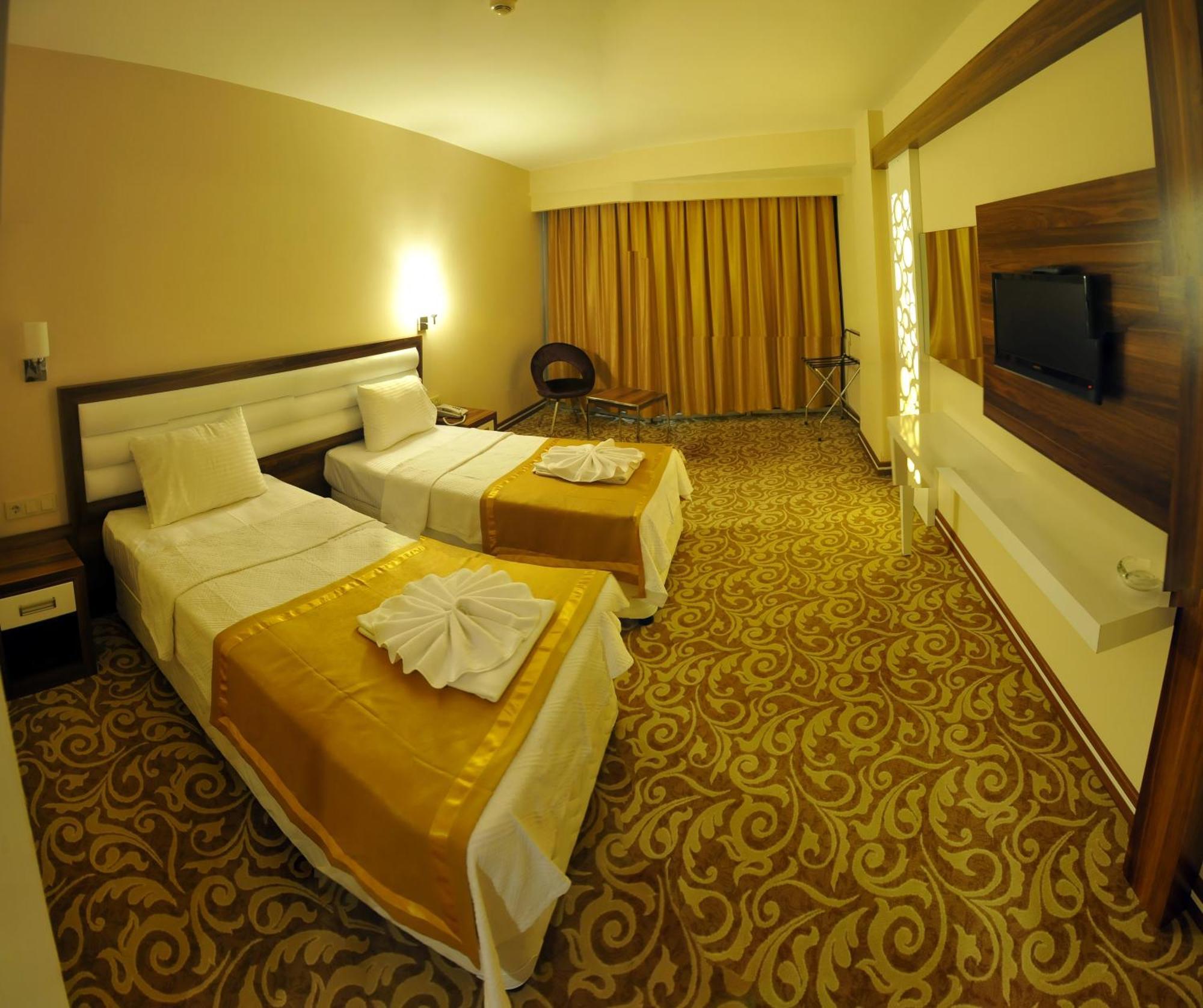 Ozpark Hotel Akşehir Extérieur photo