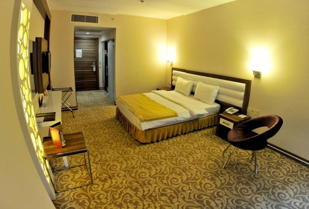 Ozpark Hotel Akşehir Extérieur photo