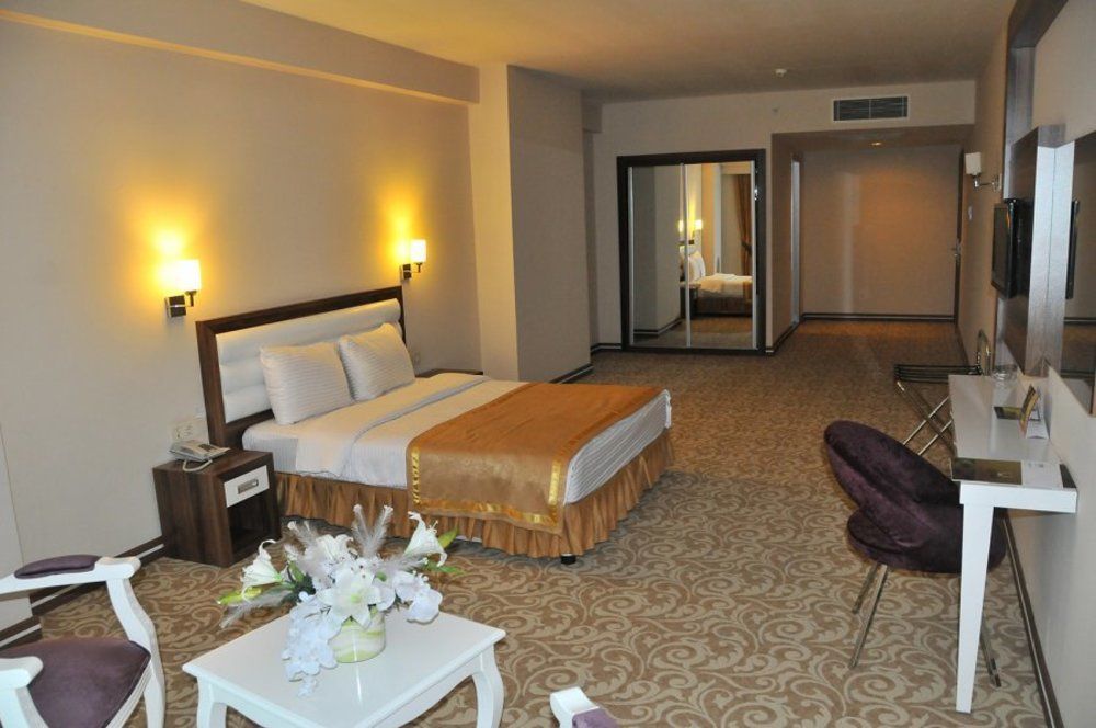 Ozpark Hotel Akşehir Extérieur photo