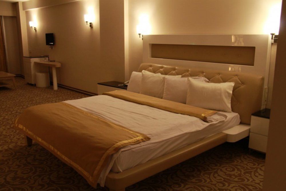 Ozpark Hotel Akşehir Extérieur photo