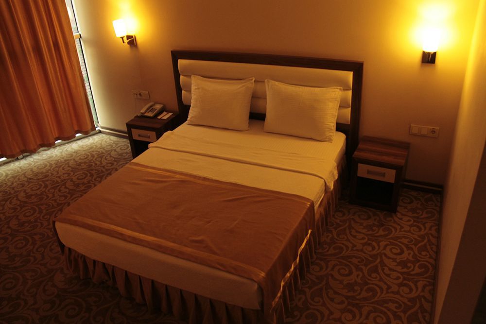 Ozpark Hotel Akşehir Extérieur photo