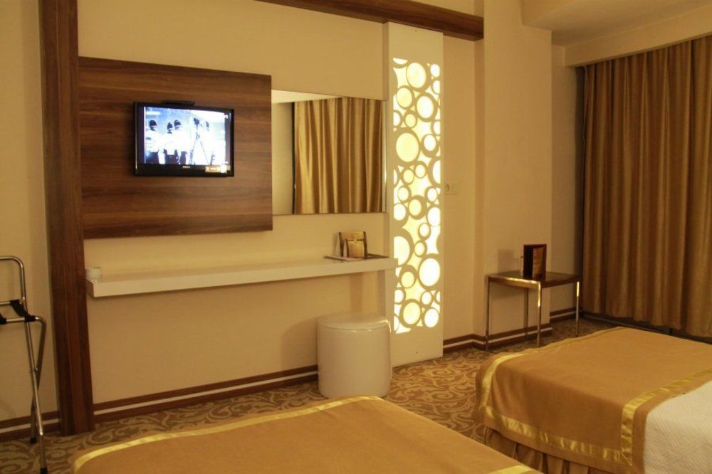 Ozpark Hotel Akşehir Extérieur photo