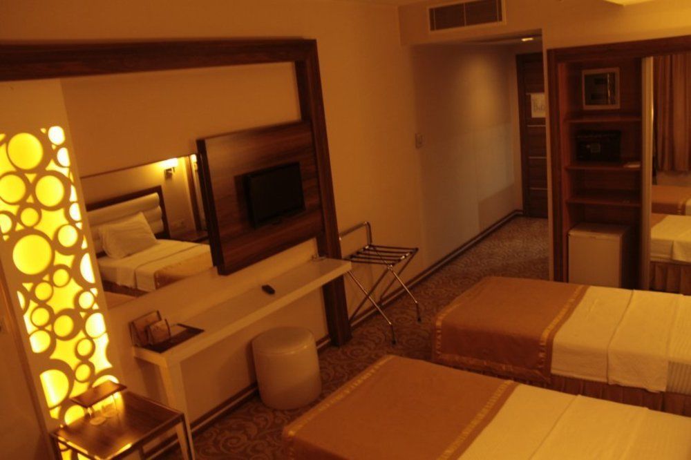 Ozpark Hotel Akşehir Extérieur photo